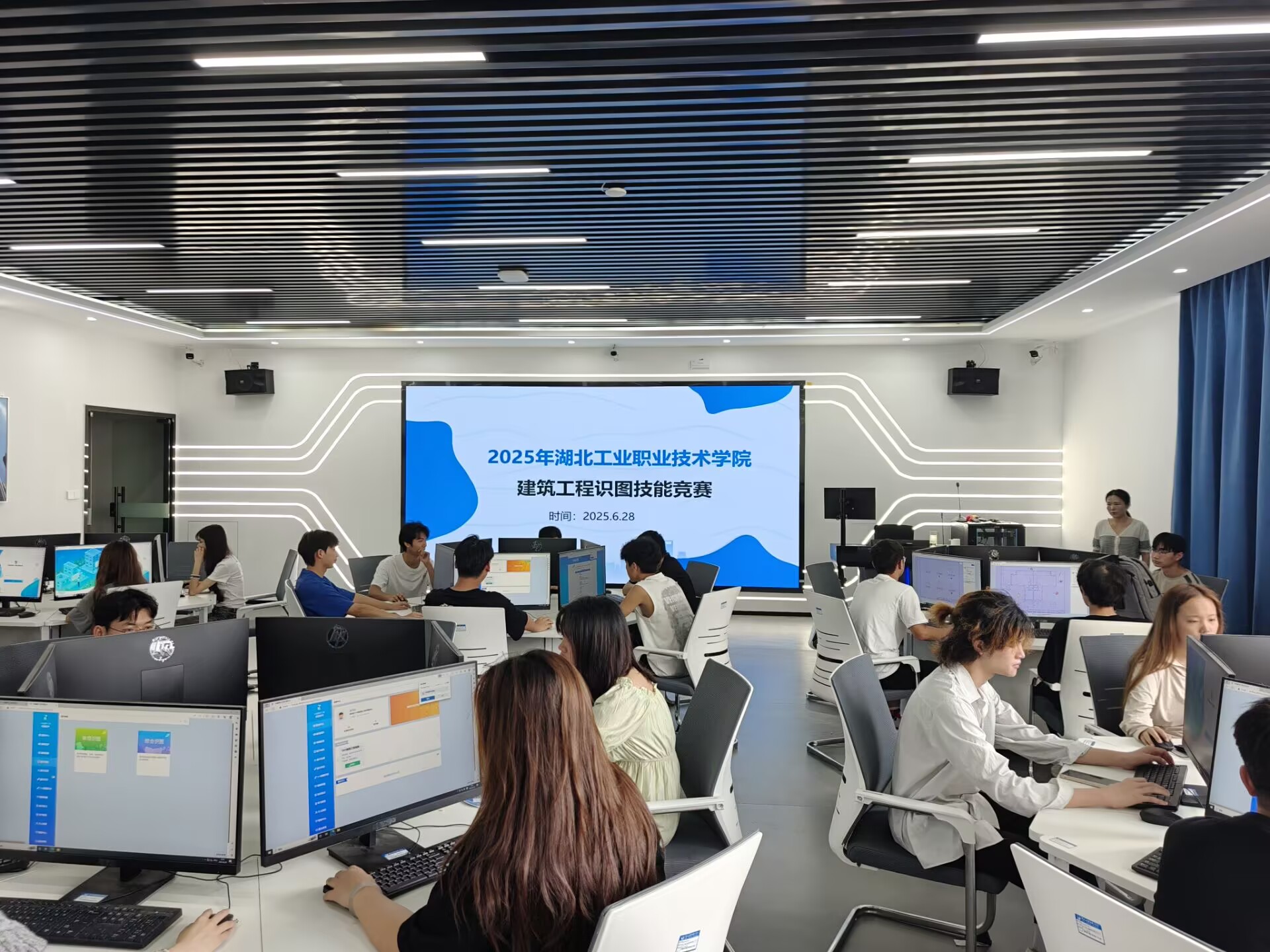 匠心筑梦,技创未来——建筑工程学院成功举办第十五届鲁班科技文化节识图竞赛-湖北工业职业技术学院 建筑工程学院